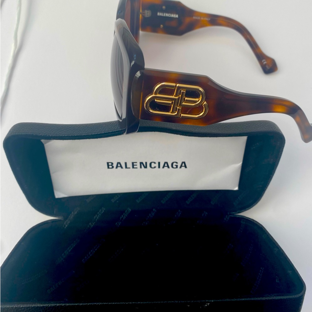 Balenciaga Logo Brown Tortoiseshell Sunglasses